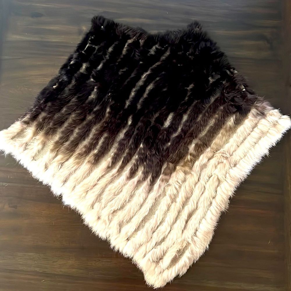 Love token rabbit fur cape